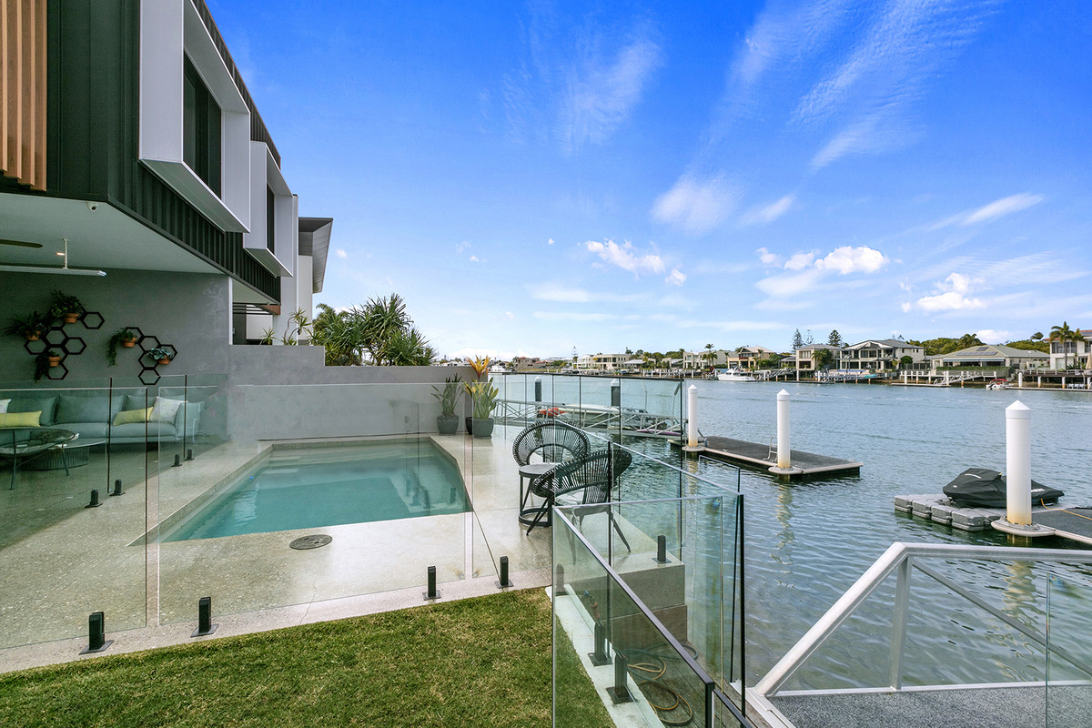 2/31 Neerim Drive, Mooloolaba