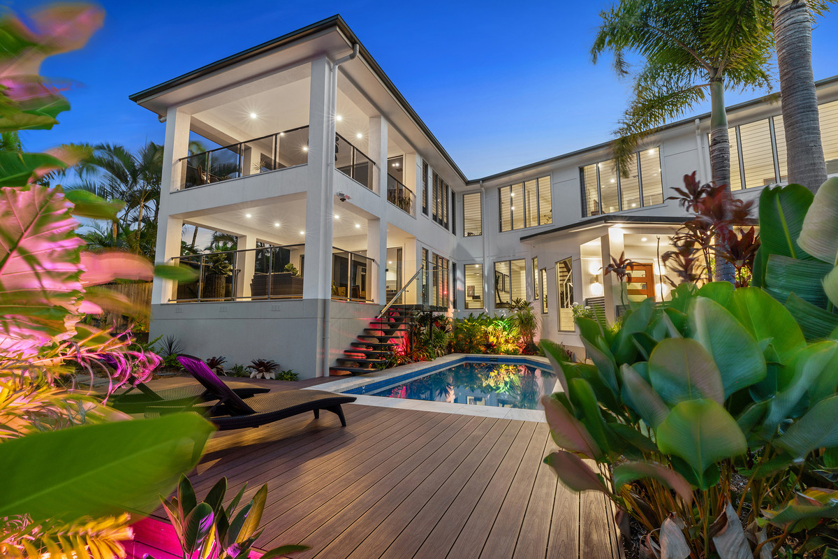 10 Crystal Waves Place, Alexandra Headland