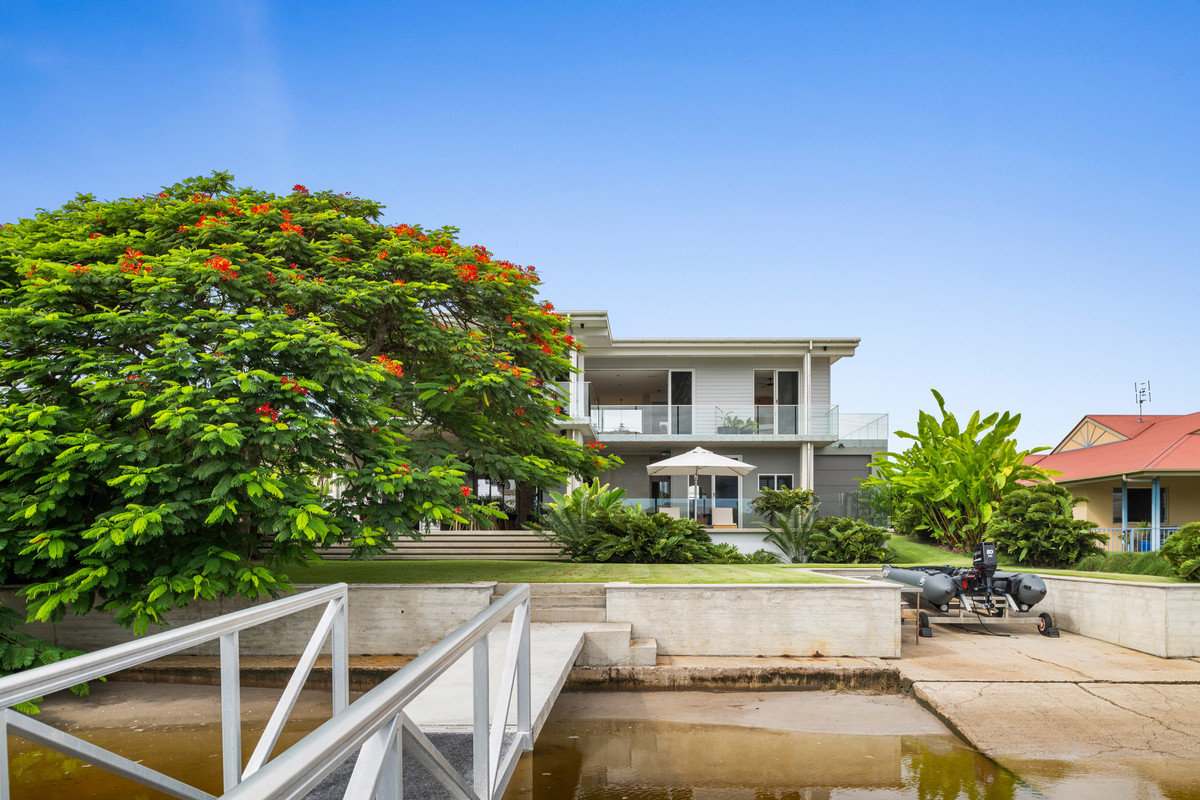 27 Kooringal Crescent, Buddina