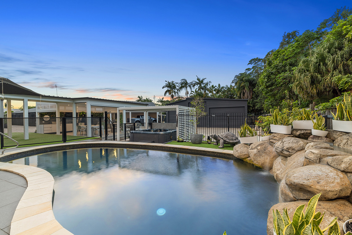 27 Candlewood Close, Mooloolaba