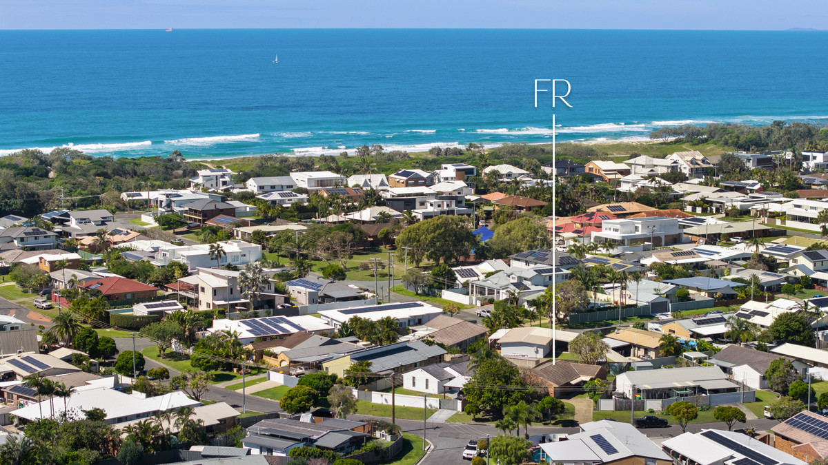 21 Lapoinya Crescent, Warana