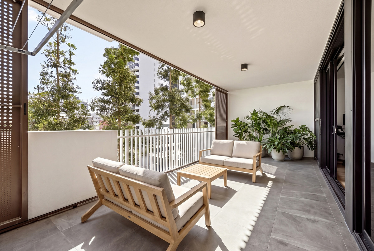 100 Duporth Avenue, Maroochydore