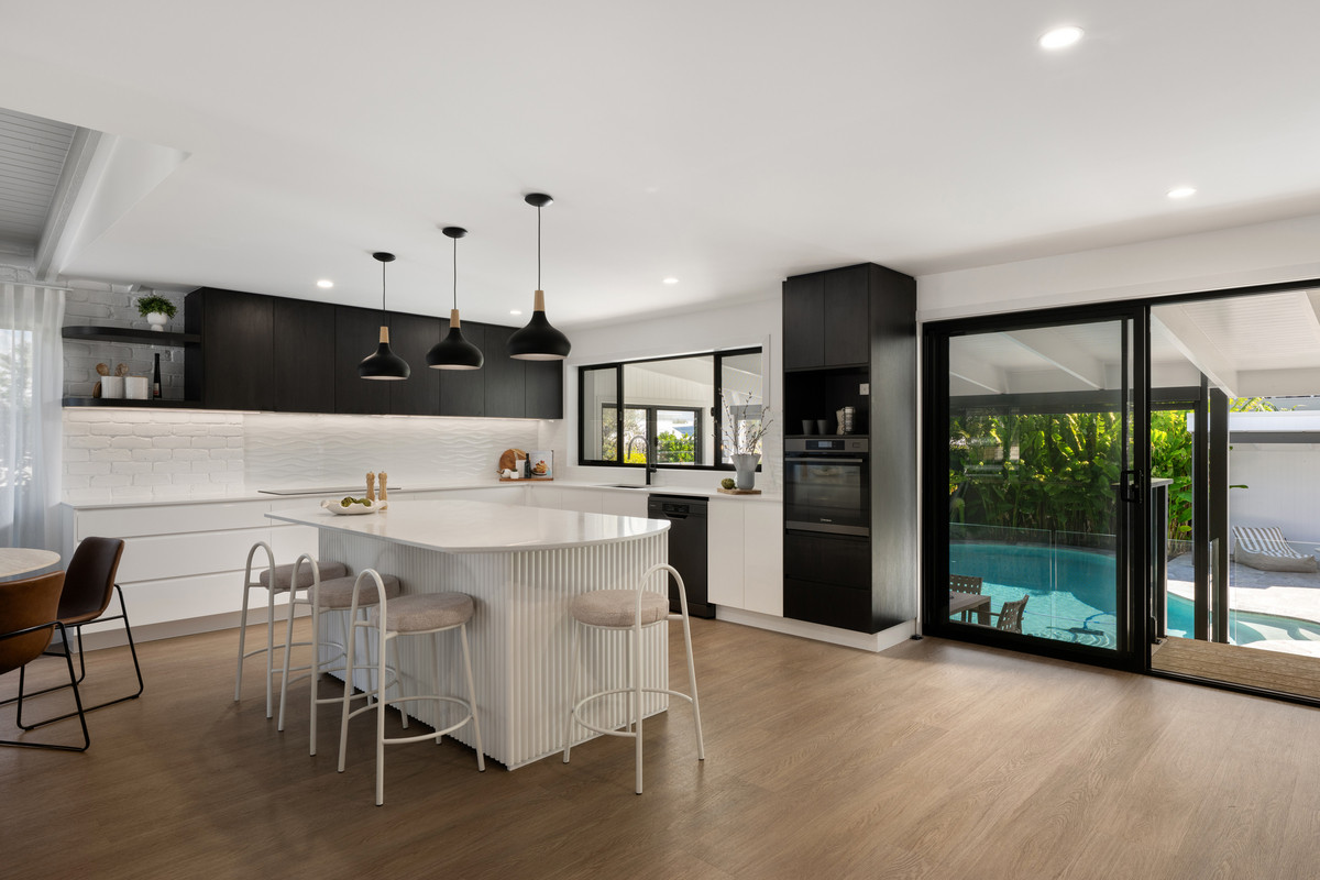 100 Oceanic Drive, Warana