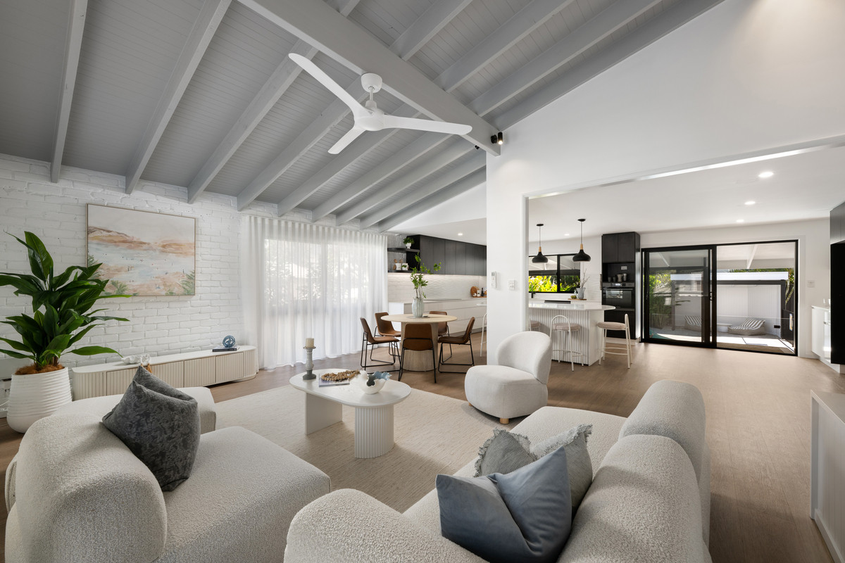 100 Oceanic Drive, Warana