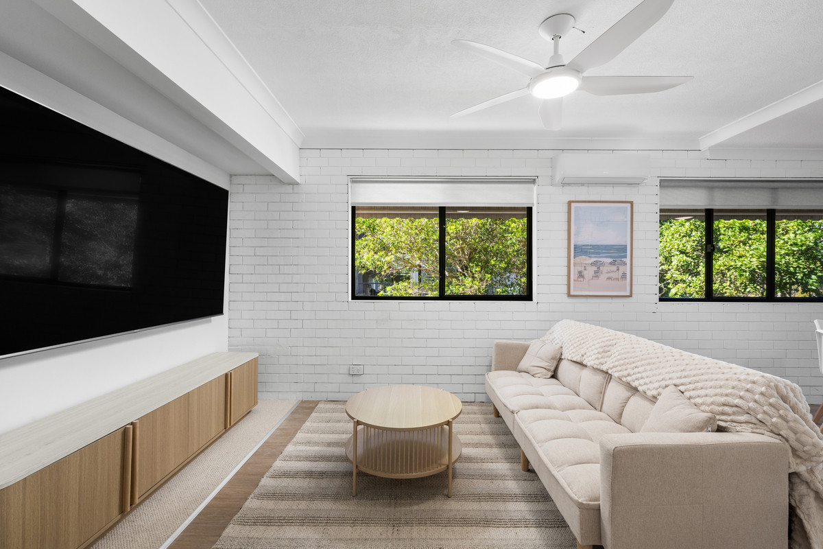 2/9 Boorook Street, Buddina